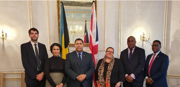 The Commonwealth of The Bahamas Signs CARIFORUM-UK EPA